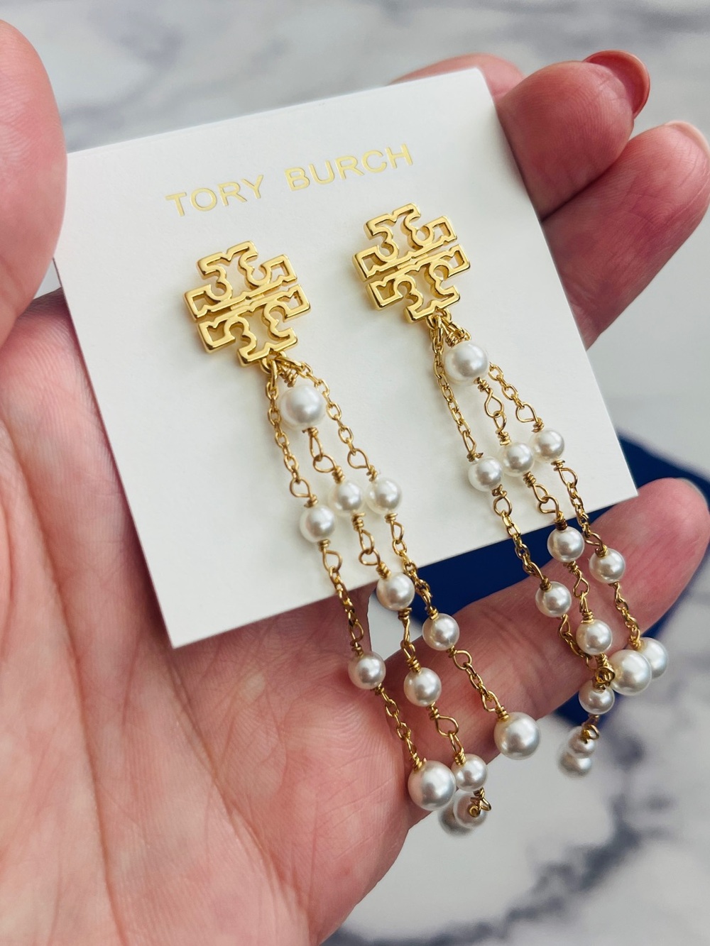 $125 New Authentic Tory Burch Gold and Pearl Drop Chain Logo Earrings drops
